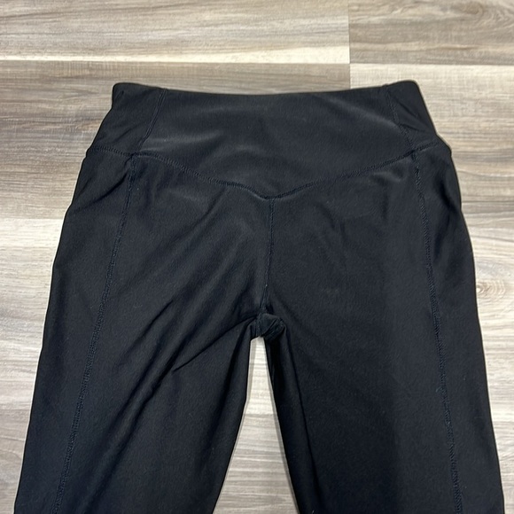 Eddie Bauer black capris size  small - Picture 9 of 10